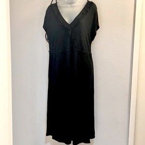 Old Navy Black Ruffled Top Midi Maternity Dress